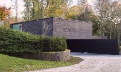 Cassia, villa sur terrain pentu et boisé à Wavre